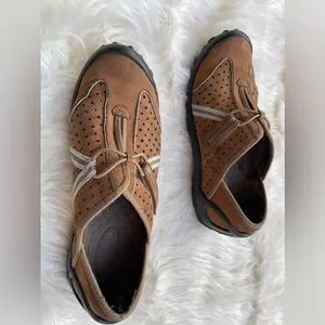 Clarks Shoes Privo By Clarks Womens Tequini Slip On Brown Size